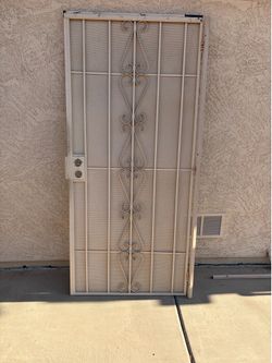 36” storm door