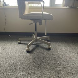 Millberget Swivel Chair -IKEA 