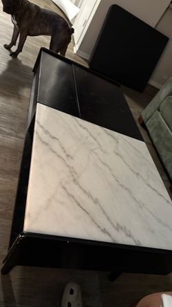 Modern Two-Tone Coffee Table – Black & Marble Look