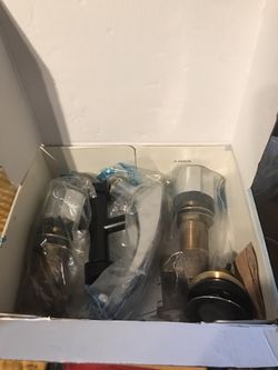Brand New polished Chrome Deca Faucet