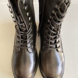 Women’s Boots