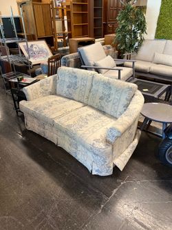 Slyter Magnuson Vintage Floral Damask Loveseat