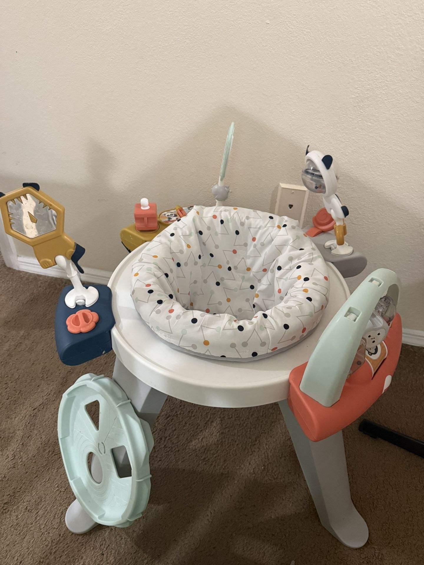 Fisher Price Baby to Toddler Toy in Spin Sort Activity