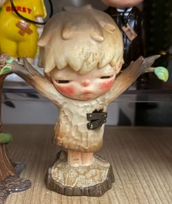 Pop Mart Hirono Reshape - Woodcarving