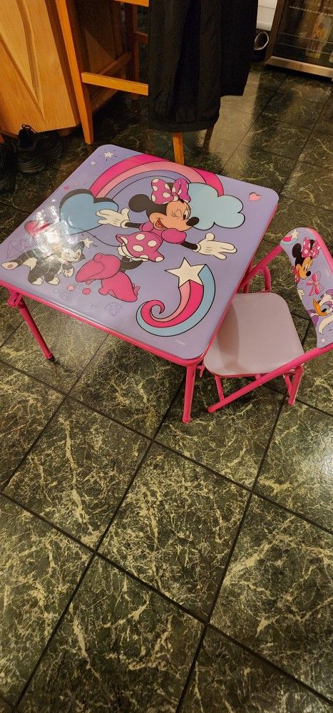 Mini Mouse Table