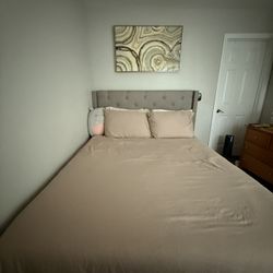 Upholstered Bed Frame with Tufted Headboard