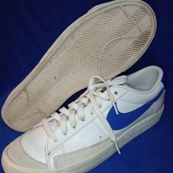 Men's Size 10.5 Nike Blazer Low 77 Royal Blue Swoosh 