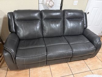 JUEGO DE SOFÁS EN VENTA – $600