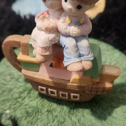 135 Pc Vintage 90s Precious Moments Figures