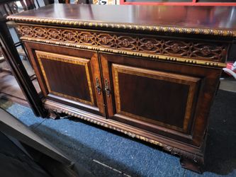 Beautiful Real Wood Hutch $250 ABO