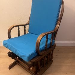 Rocking Chair (Read Description)