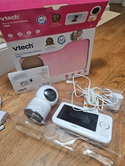V tech pan and tilt video monitor, baby monitor