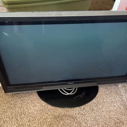 40inch TV For Sale