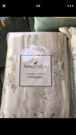 Nautica super soft full/queen duvet with tons of accessories