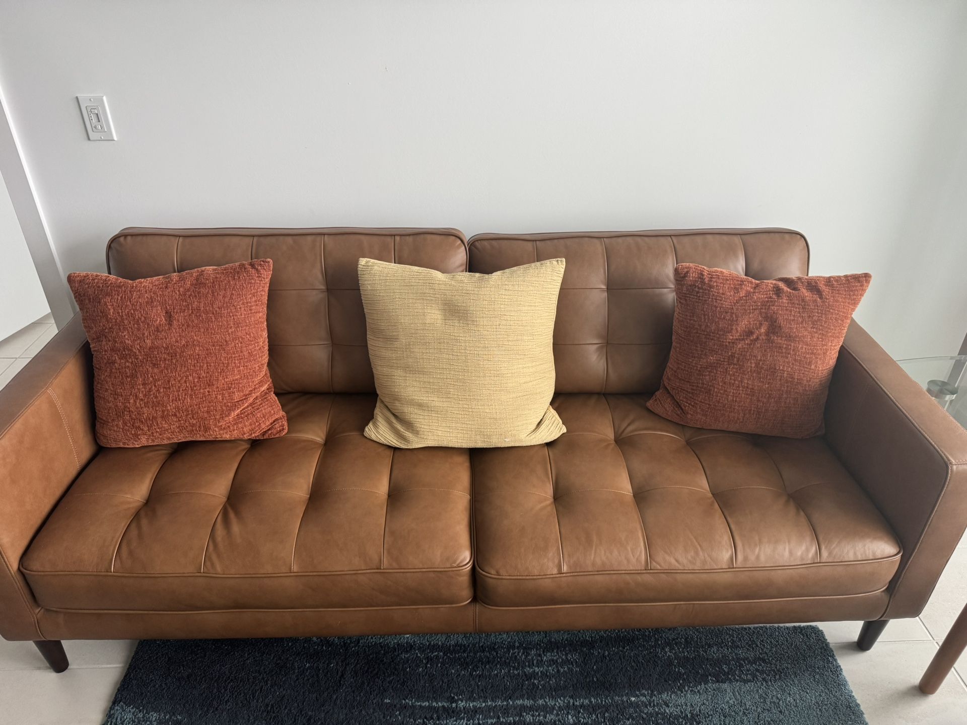 For Sale: Harstine Leather Sofa – Modern and Stylish
