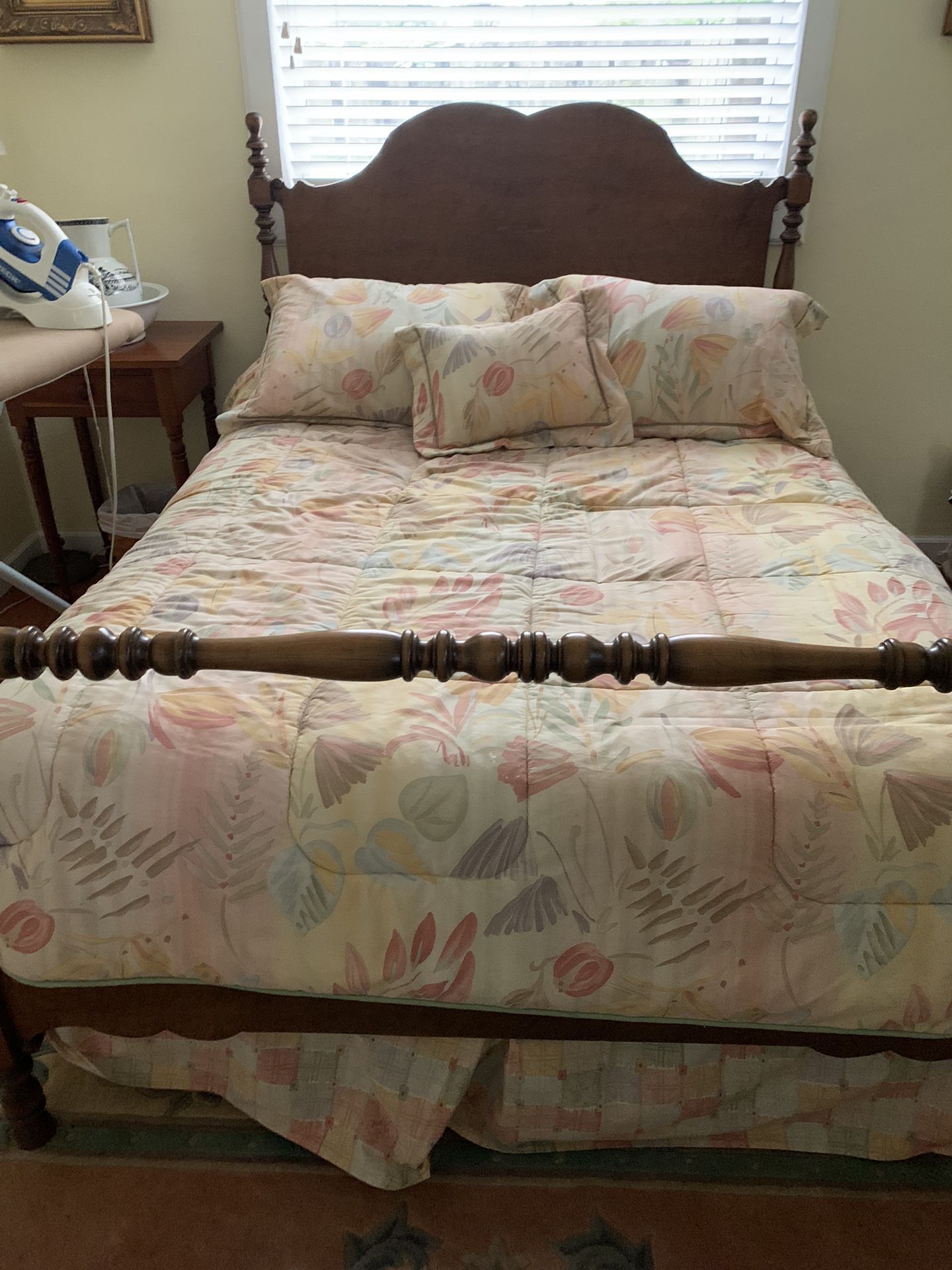 Antique Bed 