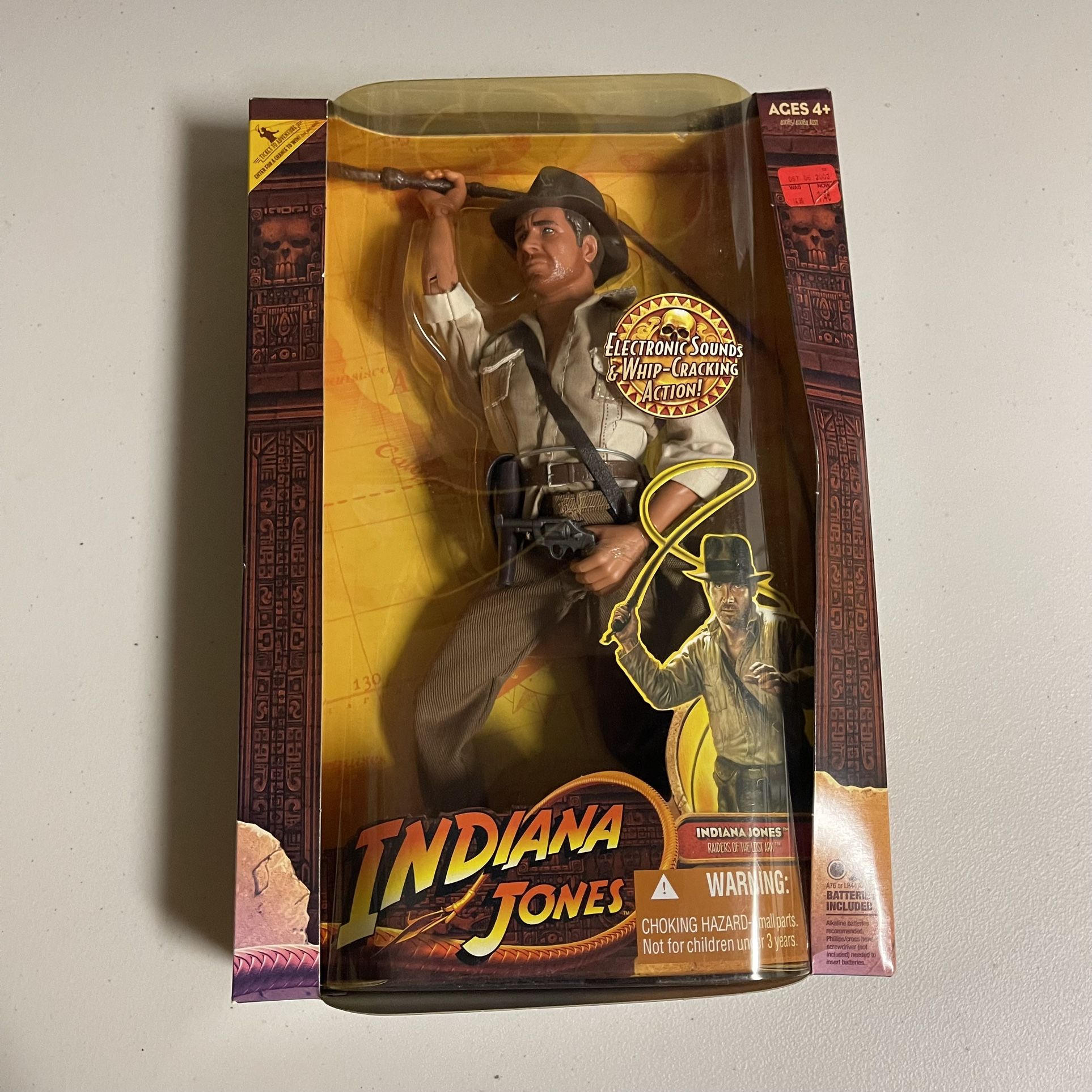 Indiana Jones Talking Action Figure Raiders of the Lost Ark Hasbro Disney SEALED