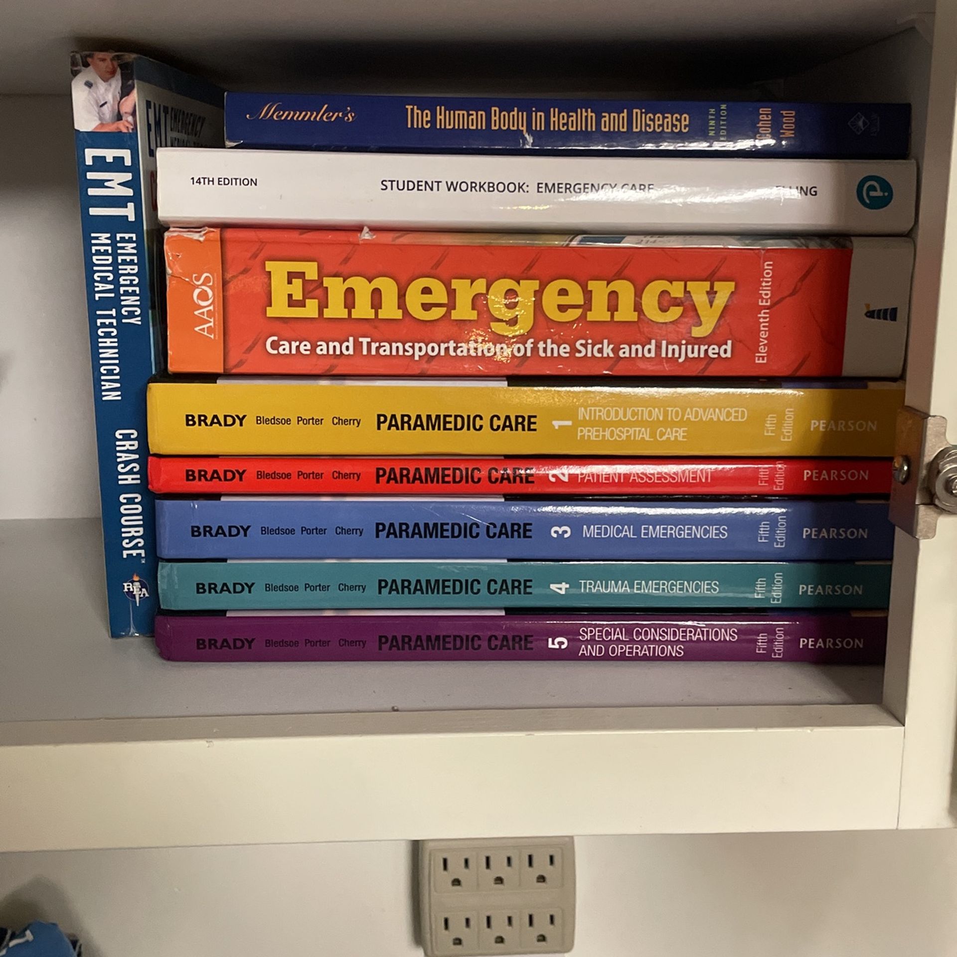 Paramedic/ Emt Training Books