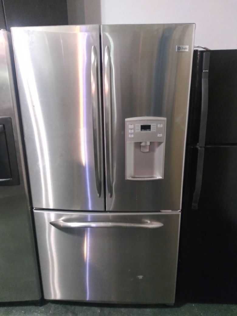 French door stainless steel refrigerator $600