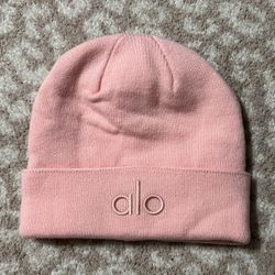 Alo Pink Beanie $40 **READ DESCRIPTION**