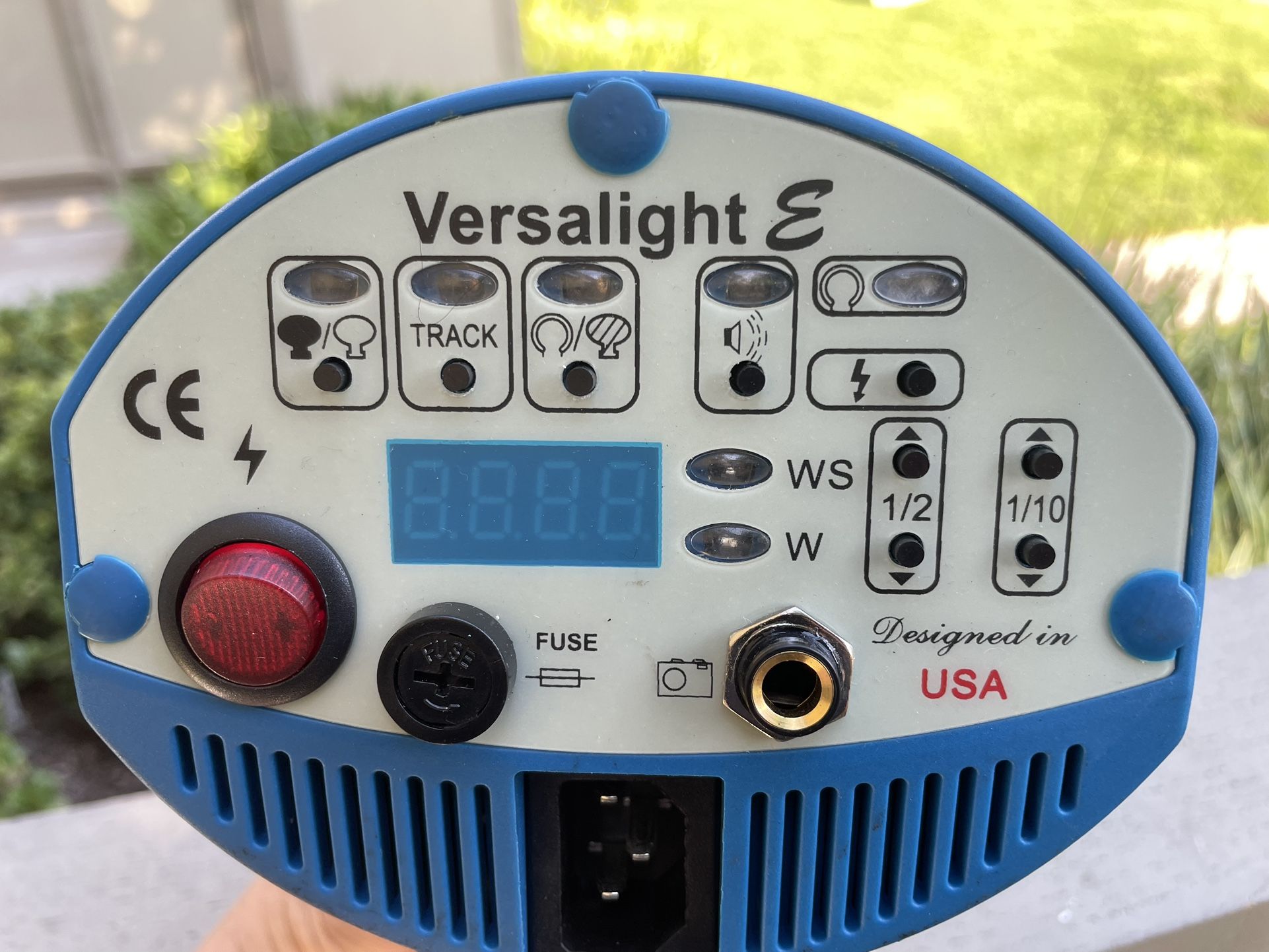 JTL Versalight E-360: Professional 360W Monolight Strobe Set (2) with Tripods, Aluminum Alloy Housings, Cables, Barely Used (3 Times)