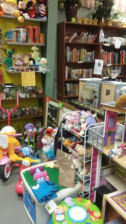 Toys galore -great gifts $3-up