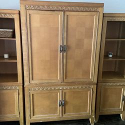 Wooden Cabinet Set
