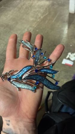 Women’s necklace