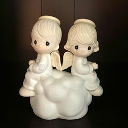 Angels Precious Moments Figurine