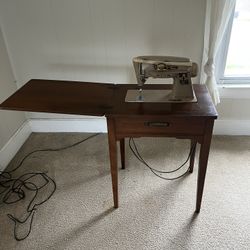 Singer Sewing Machine