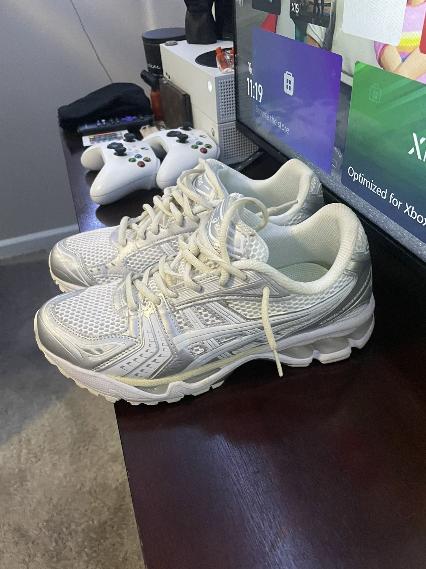 ASICS 