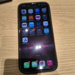 iPhone 16 Pro Max 256GB (READ DESCRIPTION)