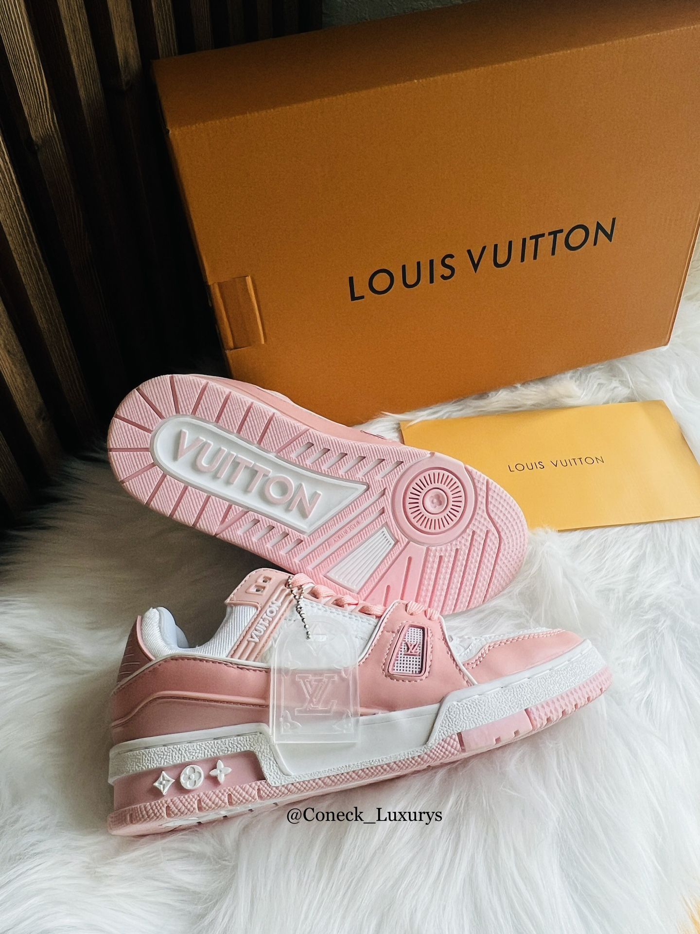 Louis Vuitton Women’s Shoes (pink) for Sale in Medley, FL - OfferUp