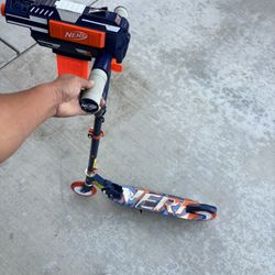 Nerf  Kid Scooter