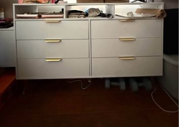 LED Dresser