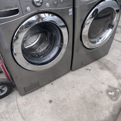 Lg Washer And Dryer In Good Working Conditions 