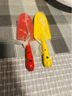 Kids 2 pack of Garden Shovels! Brand new!