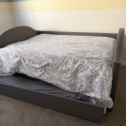 Full Daybed and Trundle