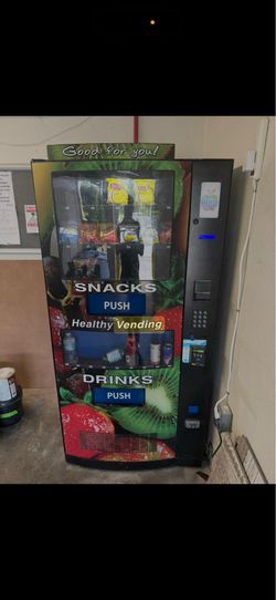 Seaga vending machine Drink/Snack combo