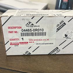 Toyota rav 4 brake pads front