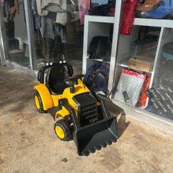 Kid Trax CAT Frontloader 6V Ride-On Toy