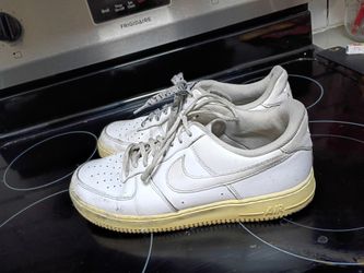 White air forces for 20 (SIZE 10)