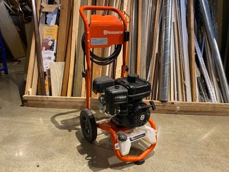 HUSQVARNA Pressure Washer 3200 PSI GAS2