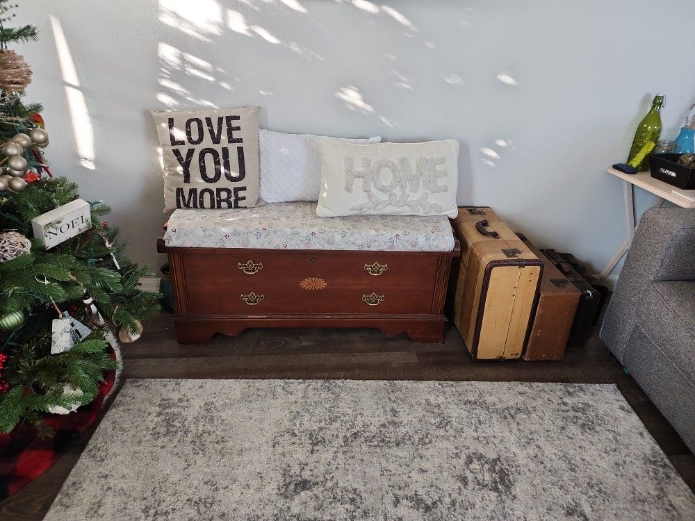 Cedar Chest with Cushion Seat