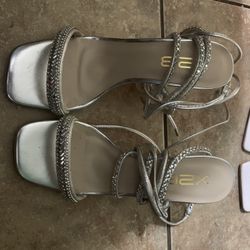 Silver Heels 10$ 