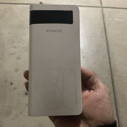 ROMOSS 30000mAh Power Bank, Portable Charger Sense8ps pro, 2-Way Fast Charging PD30W Type C, External Battery Pack Compatible with iPhone, Ipad, Galax