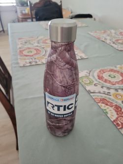 New Insulated Mug with Lid
