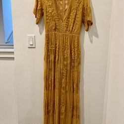 Socialite Mustard Maxi Lace Dress Romper Underneath Size Medium