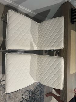 2 chairs