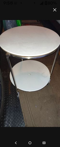 Round glass table